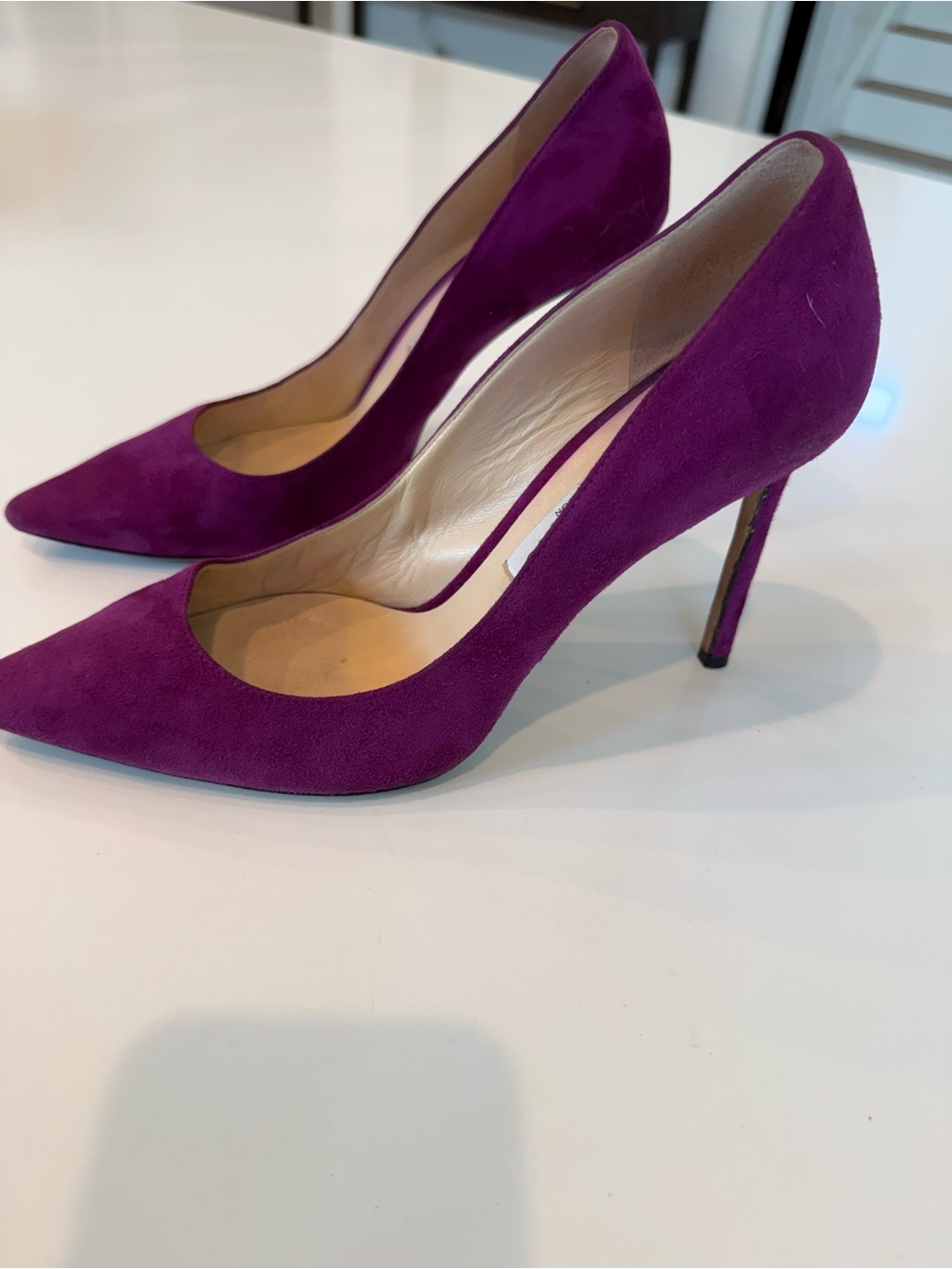 Jimmy Choo Fuchsia Suede Pointed-Toe Pumps - Picture 3 of 8